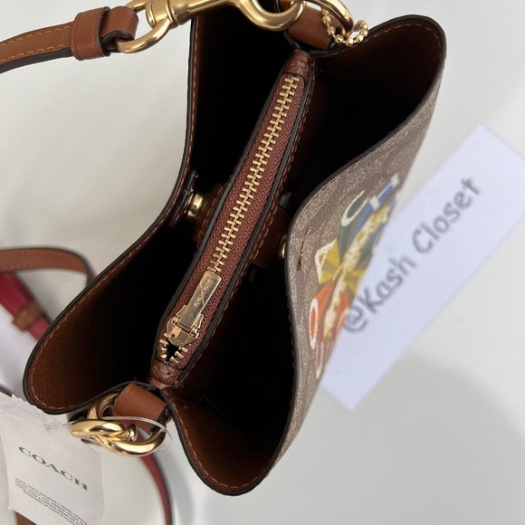COACH Bucket Bag Mini Town In Signature Canvas Rainbow - Picture 8 of 9